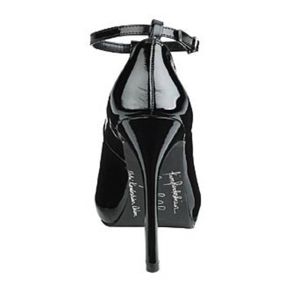 Kardashian Kollection Black Dallas T Strap Heels - Picture 3 of 7